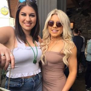 Meet your Posher, Whitney